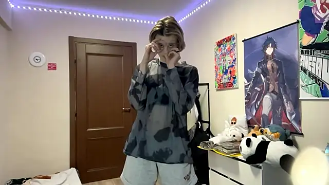 Queen moments  online show from April 2026 12:29:02 PM