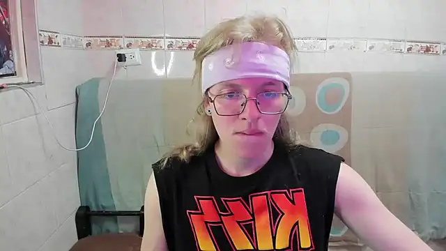 Jinnbooky online show from July 2026 07:51:01 PM