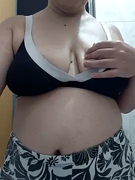 SweetyNaugthy online show from April 2026 05:32:01 AM