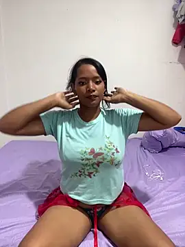 Stefany 03  online show from May 2026 09:53:01 PM