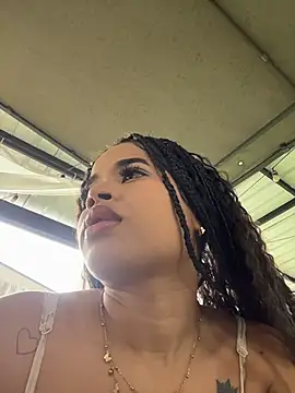 Snapshot of EmmaExoticaXXX chatting on July 2026 09:19:02 PM EmmaExoticaXXX online show from July 2026 09:19:02 PM