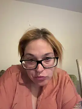 SecretRavenXO online show from May 2026 11:23:04 PM
