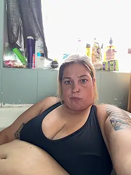 SecretRavenXO online show from July 2026 02:41:02 PM