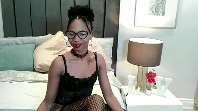Miss-Erotic-Narcotic online show from June 2026 09:32:02 PM
