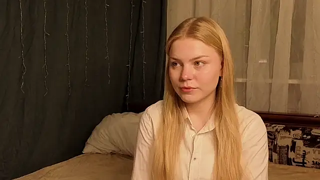 LavonaMadlem online show from May 2026 09:09:02 PM