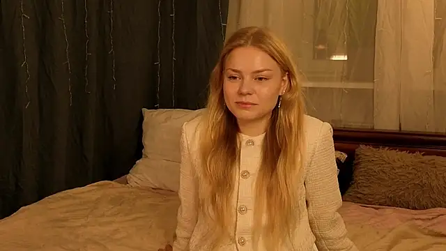 LavonaMadlem online show from May 2026 09:16:01 PM