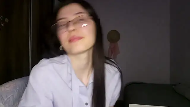 AshleyTropiano online show from May 2026 03:20:01 PM