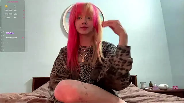 sarawhisperr online show from May 2026 06:46:02 PM