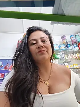 roxana sexy 2026 online show from May 2026 06:09:01 PM