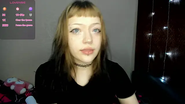 urmelodyy online show from May 2026 09:12:02 PM