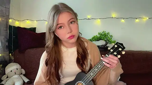 AlberthaBudd online show from April 2026 08:01:01 AM