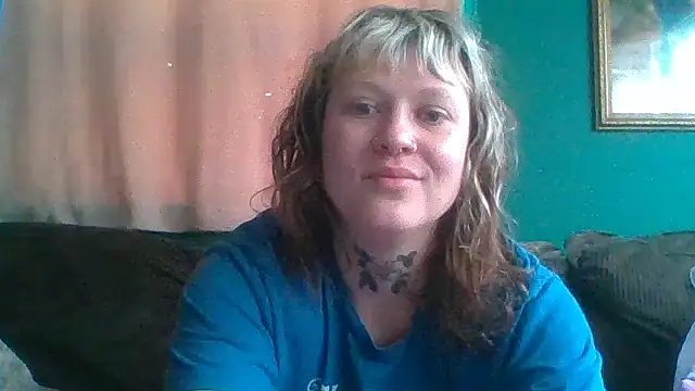 Snapshot of RosieSwitchBitch chatting on June 2026 12:22:01 PM RosieSwitchBitch online show from June 2026 12:22:01 PM