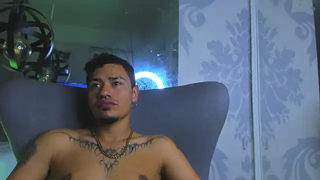 AlexandriuWolf online show from May 2026 02:51:02 AM