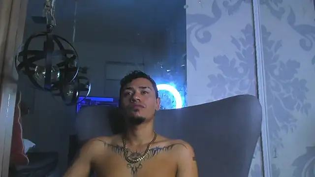 AlexandriuWolf online show from May 2026 03:13:01 AM