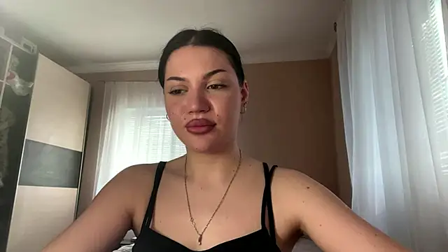 CrystalMuze online show from April 2026 01:48:02 PM
