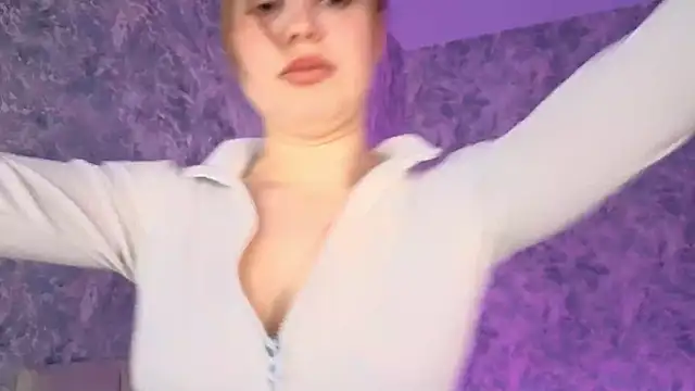RosyWhisp online show from May 2026 09:06:01 AM