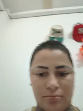romina23 online show from May 2026 07:55:02 PM