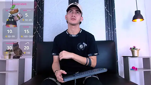 Snapshot of Feiccer_Castquer chatting on May 2026 11:16:02 AM Feiccer Castquer online show from May 2026 11:16:02 AM