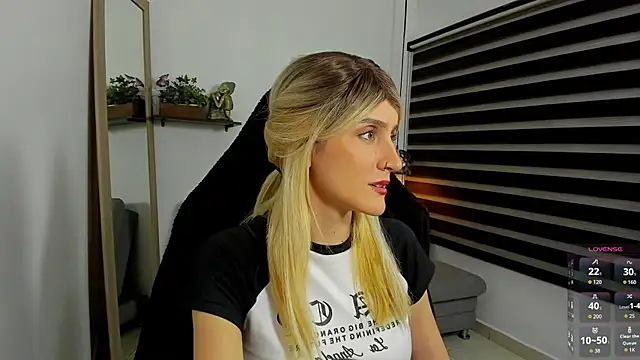 Jessica lisbon online show from May 2026 08:37:01 PM