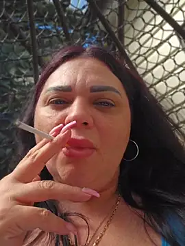 -CUTE-EVVIL- online show from May 2026 11:09:02 AM