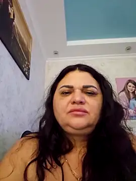 -CUTE-EVVIL- online show from May 2026 07:40:02 PM