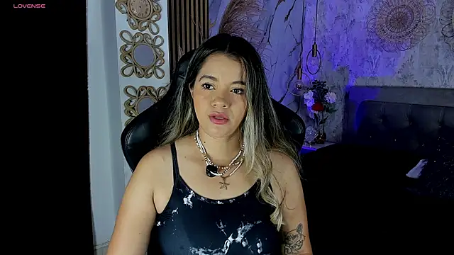 Snapshot of Leidy_2026 chatting on May 2026 12:54:02 PM Leidy 2026 online show from May 2026 12:54:02 PM