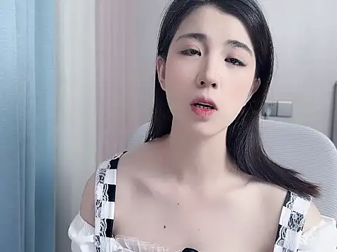 amy-6668 online show from May 2026 03:55:02 AM