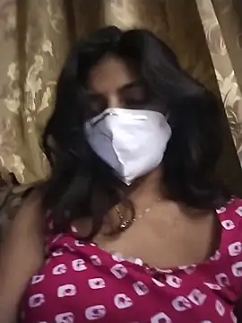 NAUGHTY-RASHI online show from May 2026 10:49:02 PM
