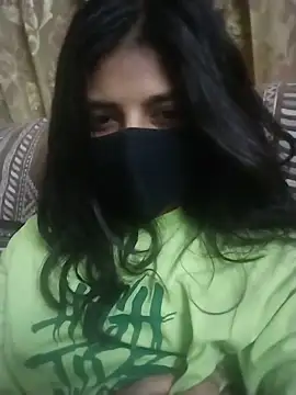 NAUGHTY-RASHI online show from May 2026 05:33:01 PM