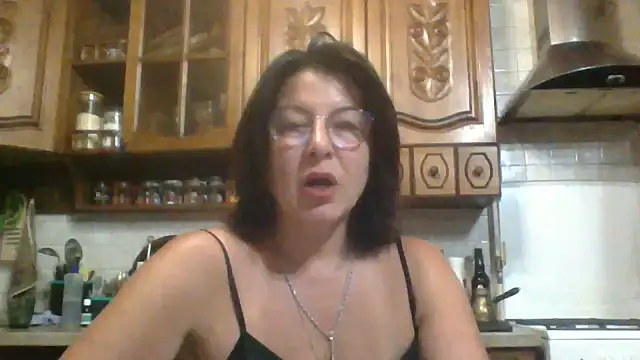 Snapshot of Fiona06 chatting on June 2026 07:56:01 PM Fiona06 online show from June 2026 07:56:01 PM