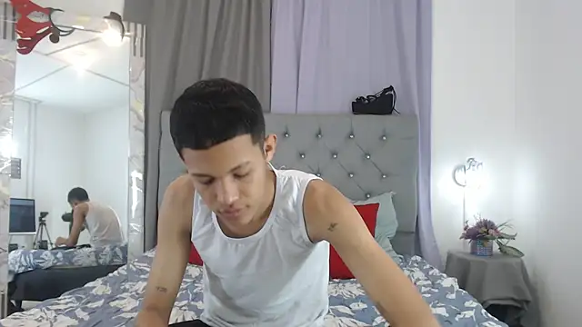 PhillipCox online show from May 2026 12:34:02 PM