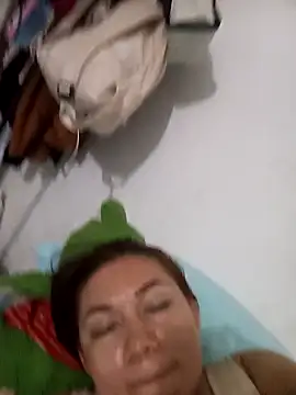 Luna Morch online show from May 2026 10:42:01 AM