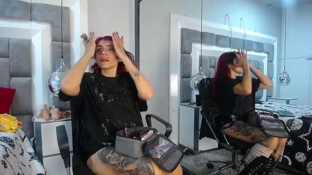 Lucie Red online show from June 2026 07:46:01 PM