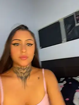 sarah escobarr  online show from May 2026 01:35:01 AM