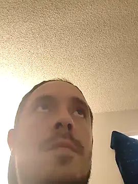 Fenrir2330 online show from April 2026 11:57:01 PM