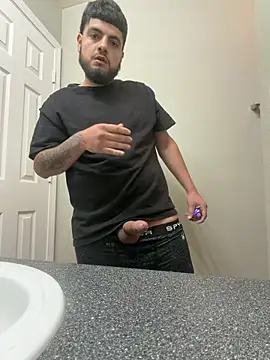 Zaddymatty2002 online show from May 2026 06:11:01 AM