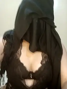 Nour20004 online show from May 2026 10:26:02 PM