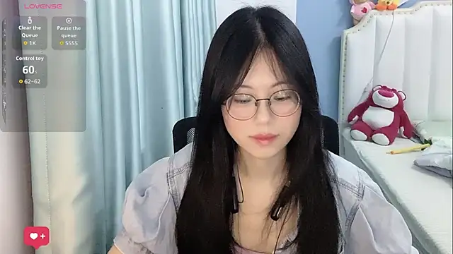 Luna-666 online show from May 2026 12:56:02 PM