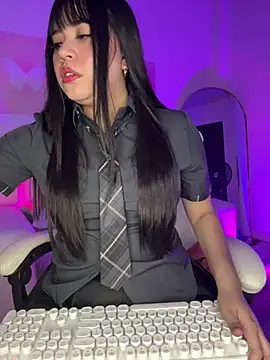 iEmily  online show from May 2026 01:55:01 AM