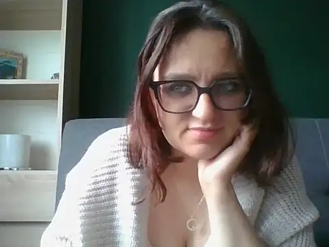 sensual paris online show from June 2026 05:27:01 AM