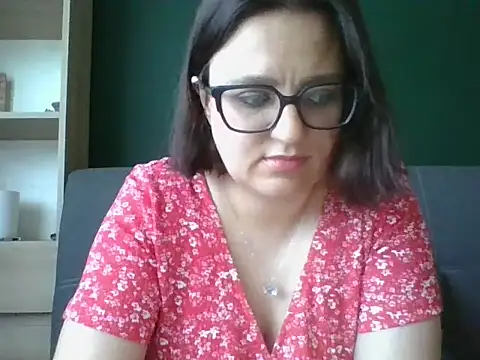 sensual paris online show from June 2026 05:23:02 AM