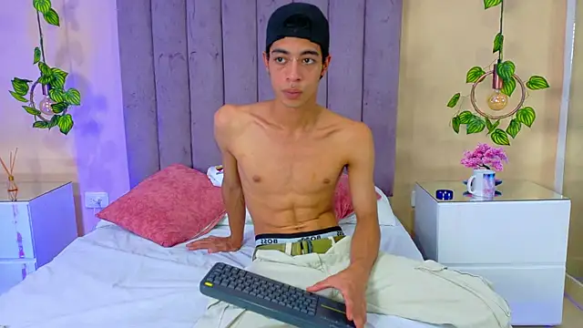 Liam  Mercury online show from June 2026 08:02:01 PM