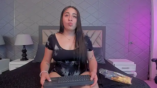 CharyLin online show from May 2026 04:41:01 AM