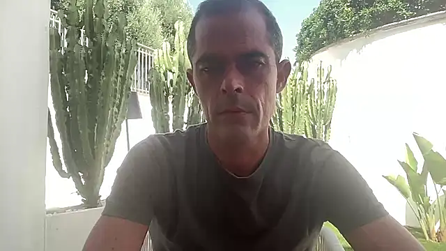 Riccardo86xx online show from July 2026 01:13:01 PM