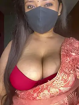 Naughty pooja44 online show from May 2026 09:31:01 PM