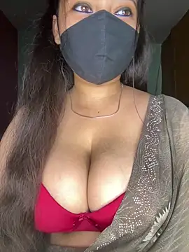 Naughty pooja44 online show from May 2026 06:37:01 PM