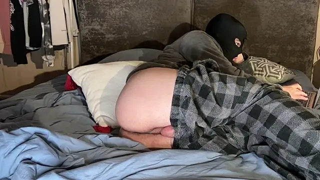 Snapshot of boyslovedicks chatting on May 2026 02:57:01 PM boyslovedicks online show from May 2026 02:57:01 PM