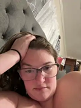 InnocentBasin19 online show from April 2026 10:32:02 AM