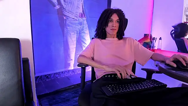 anddy hugecock online show from June 2026 07:47:01 PM