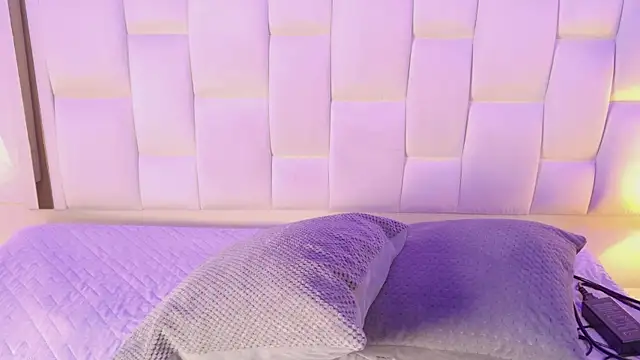 Paulina25  online show from July 2026 07:09:01 PM